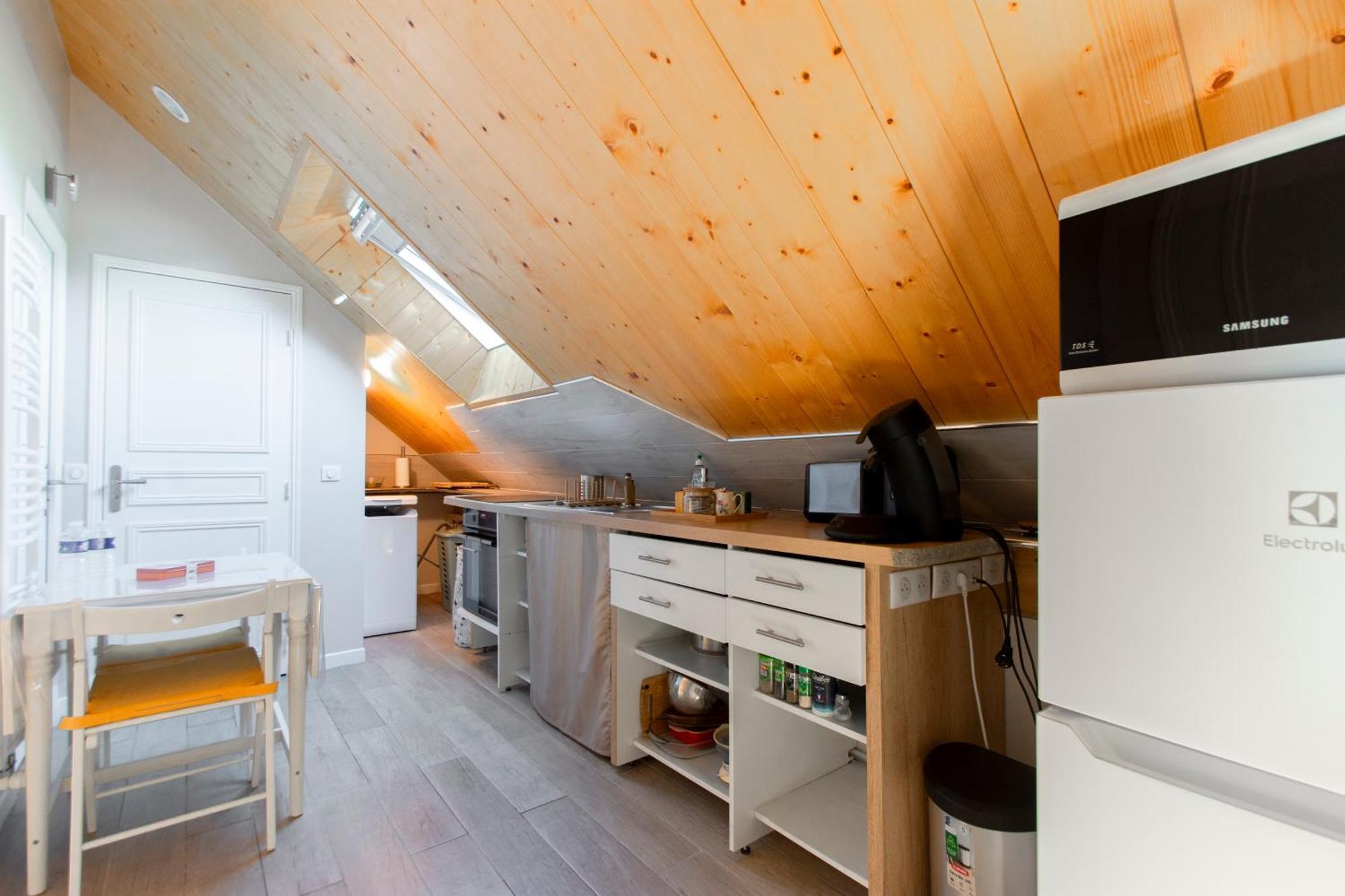 Chalet Like Upstairs Private Suite Etiolles Exterior photo